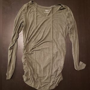 Maternity tee